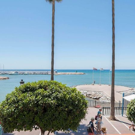 Eden Roc Beachfront Apartments 马尔韦利亚 外观 照片