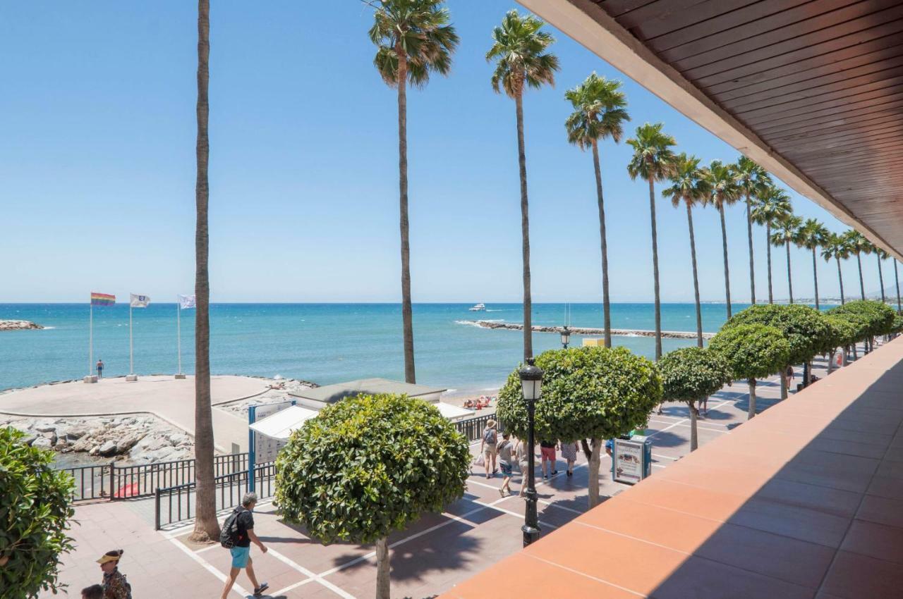 Eden Roc Beachfront Apartments 马尔韦利亚 外观 照片