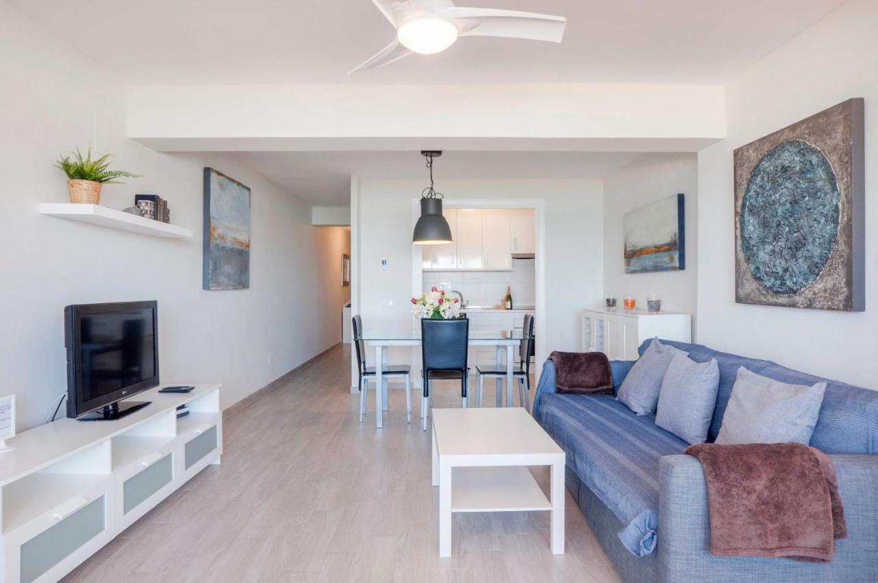 Eden Roc Beachfront Apartments 马尔韦利亚 外观 照片