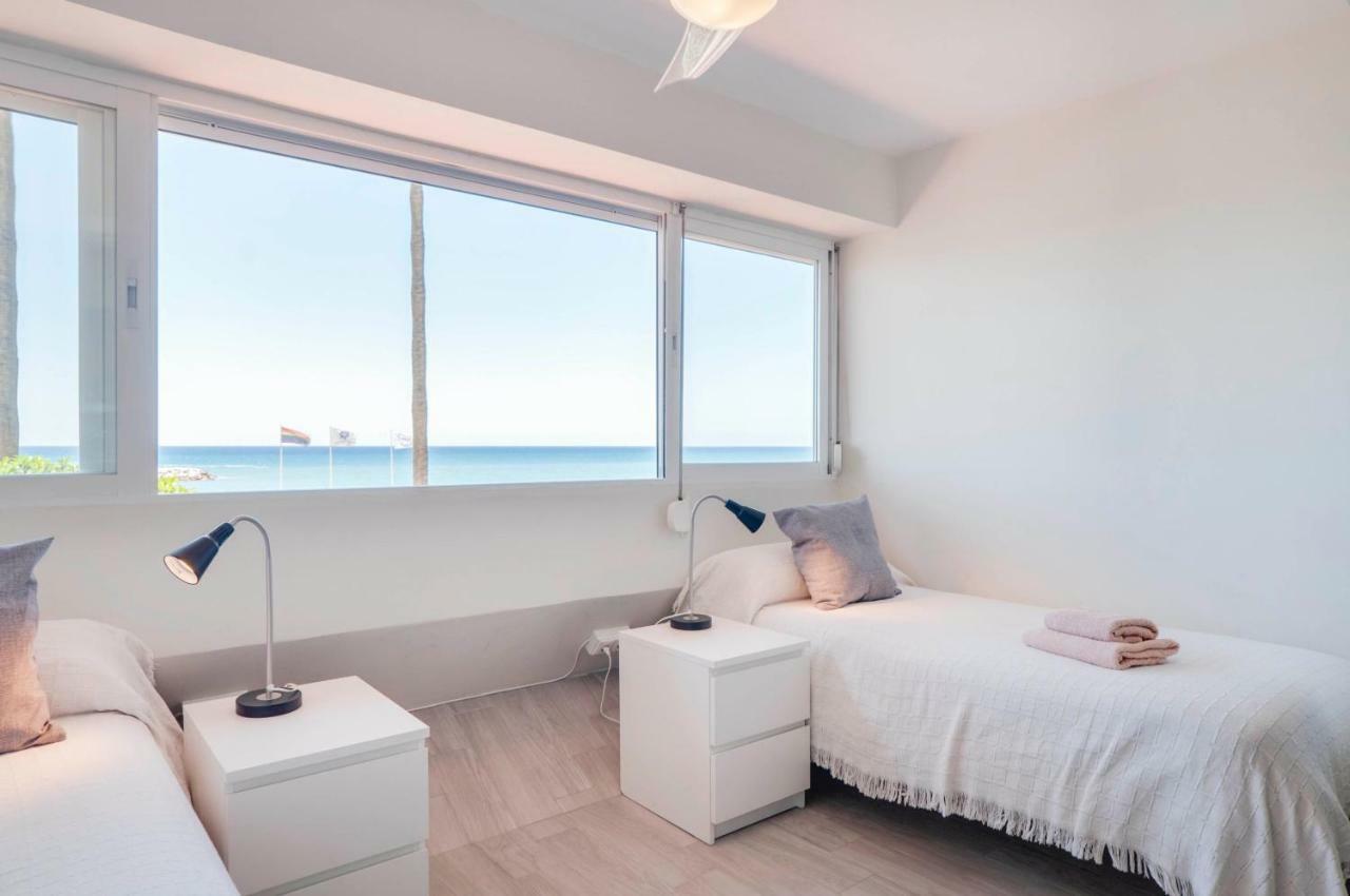Eden Roc Beachfront Apartments 马尔韦利亚 外观 照片