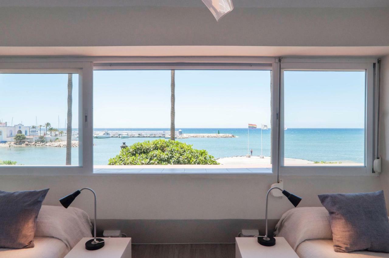Eden Roc Beachfront Apartments 马尔韦利亚 外观 照片