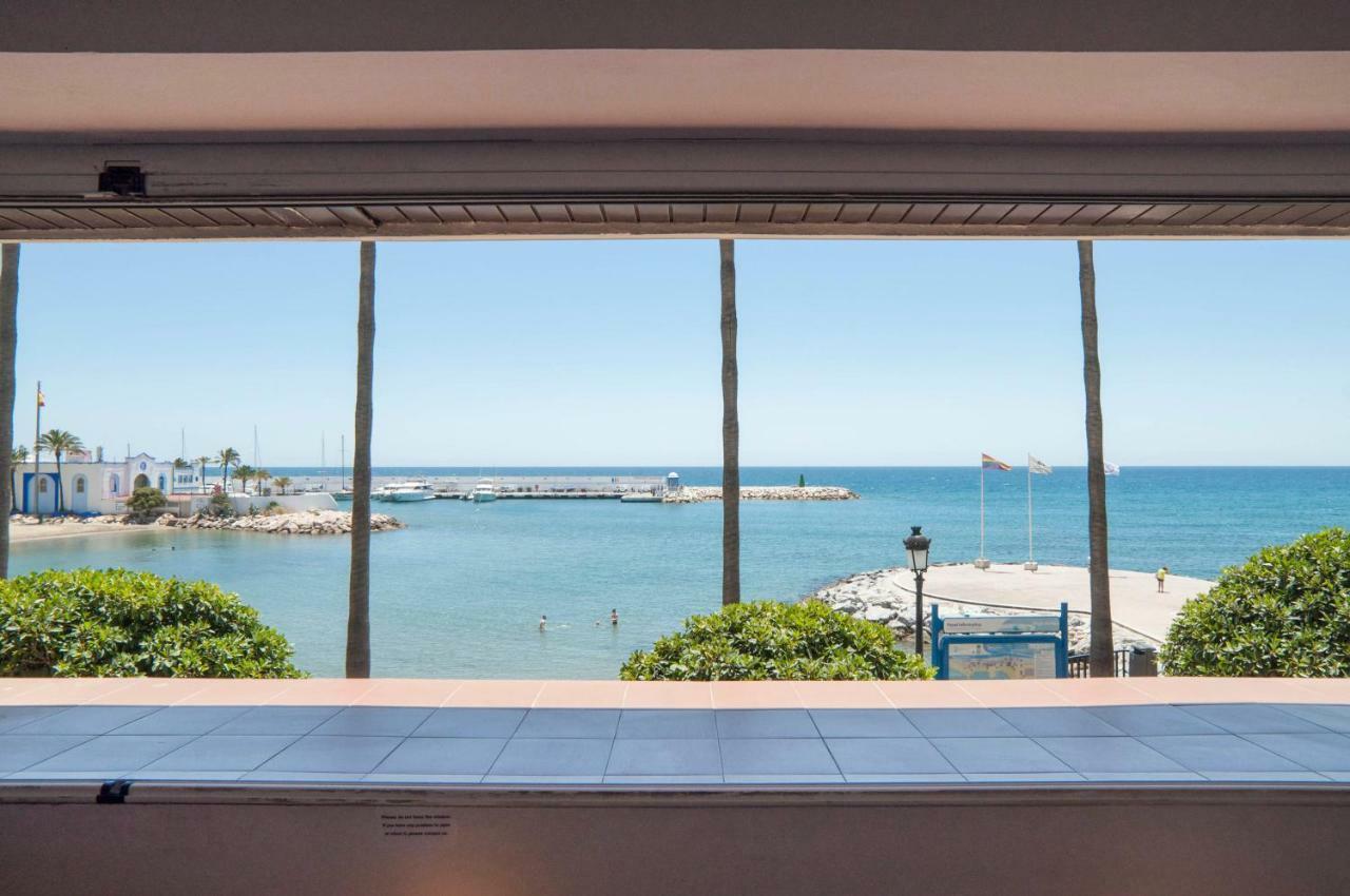 Eden Roc Beachfront Apartments 马尔韦利亚 外观 照片